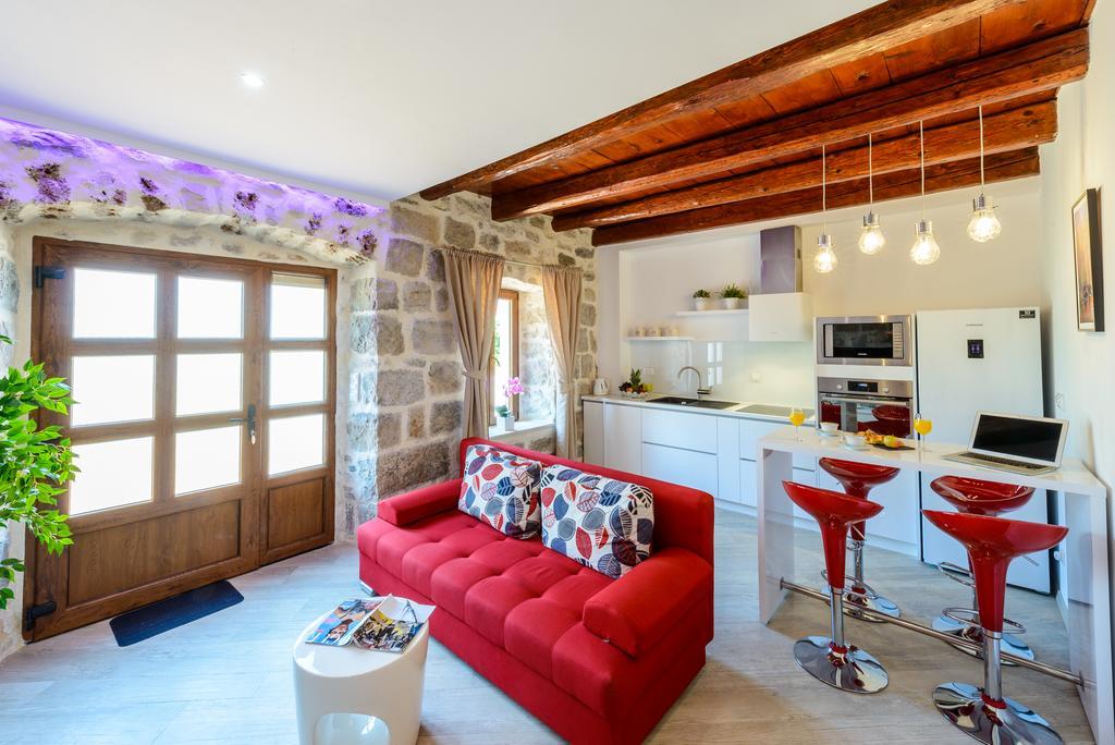קאבטאט Apartments None And Nono מראה חיצוני תמונה